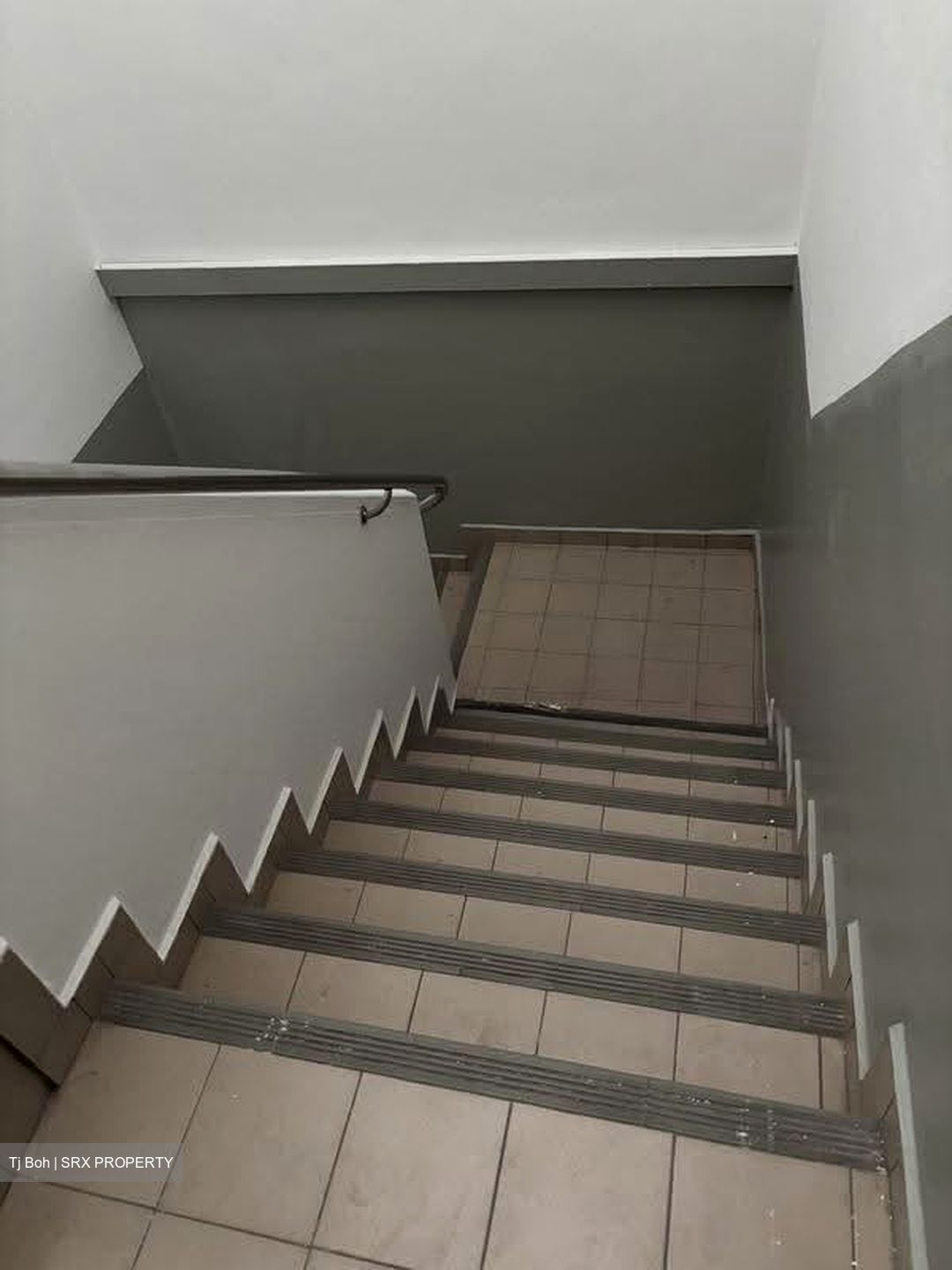 Beach Road (D7), Office #619342211